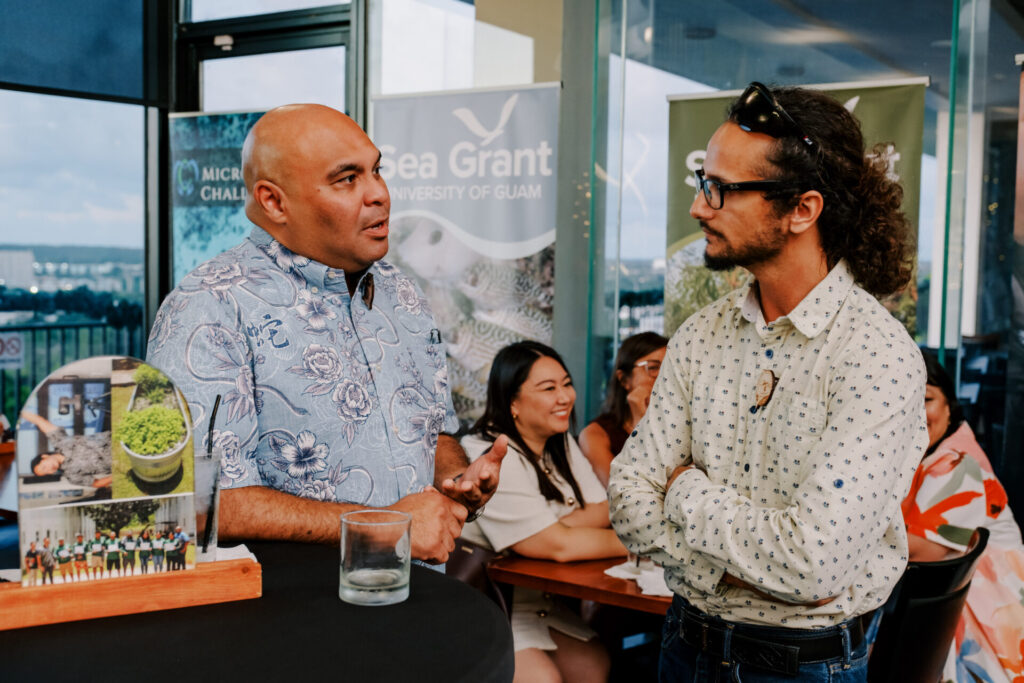 CIS-SG_20251216_2025AlumniMixer-48