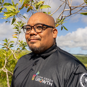 Kyle Mandapat, MBA; Associate Director for Science Communications & Community Engagement