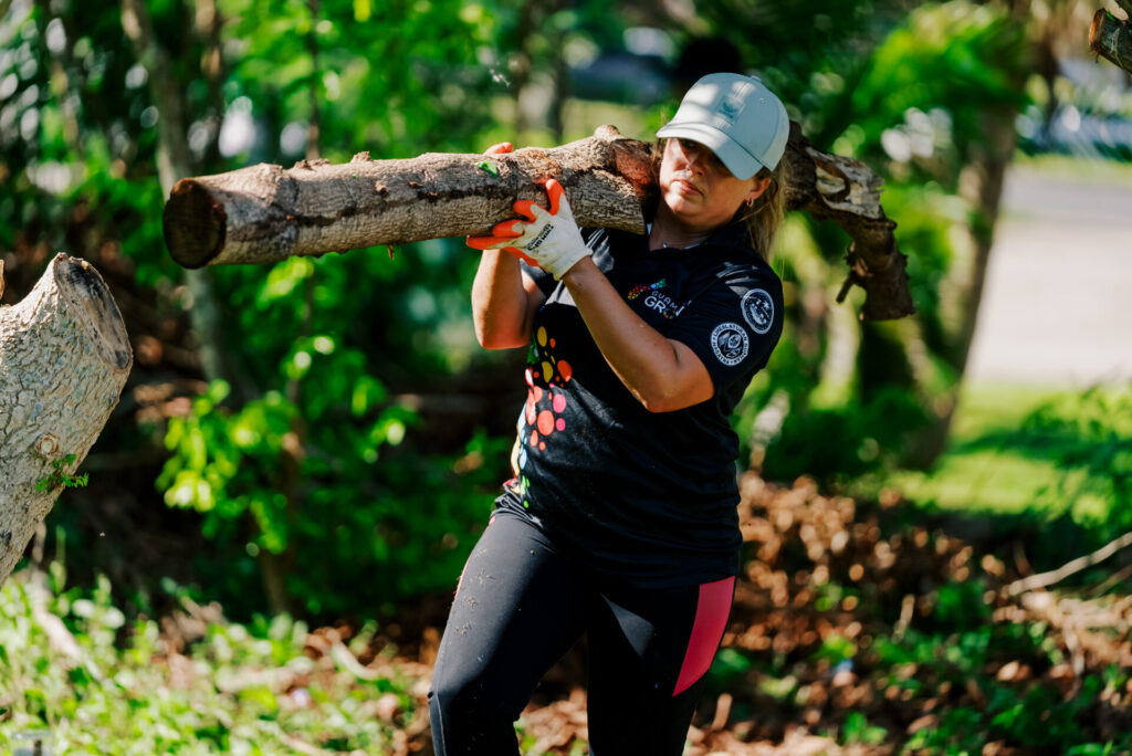 Picture of the G3 Conservation Corps at the Island Beautification event in Tamuning.