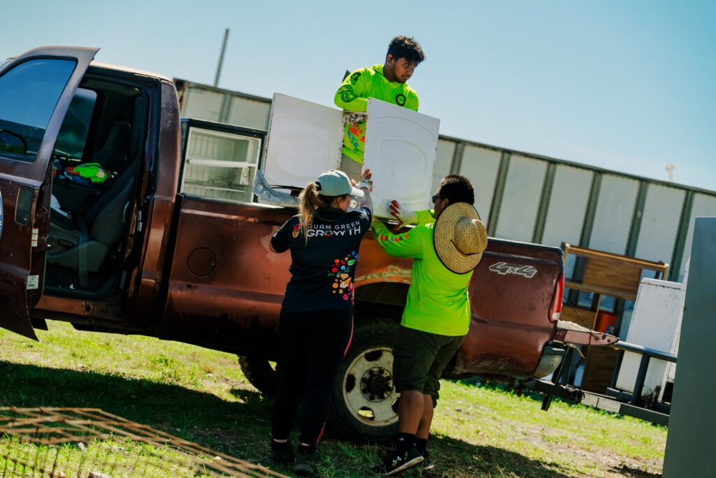 Picture of the G3 Conservation Corps at the Island Beautification event in Tamuning.